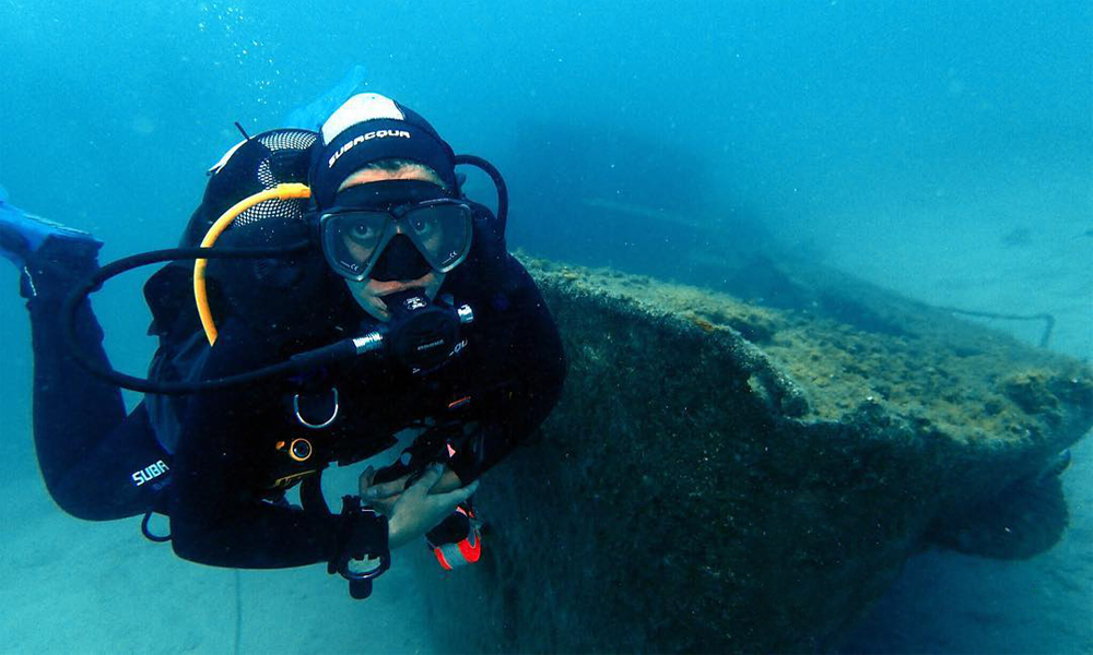 shipwreck diving